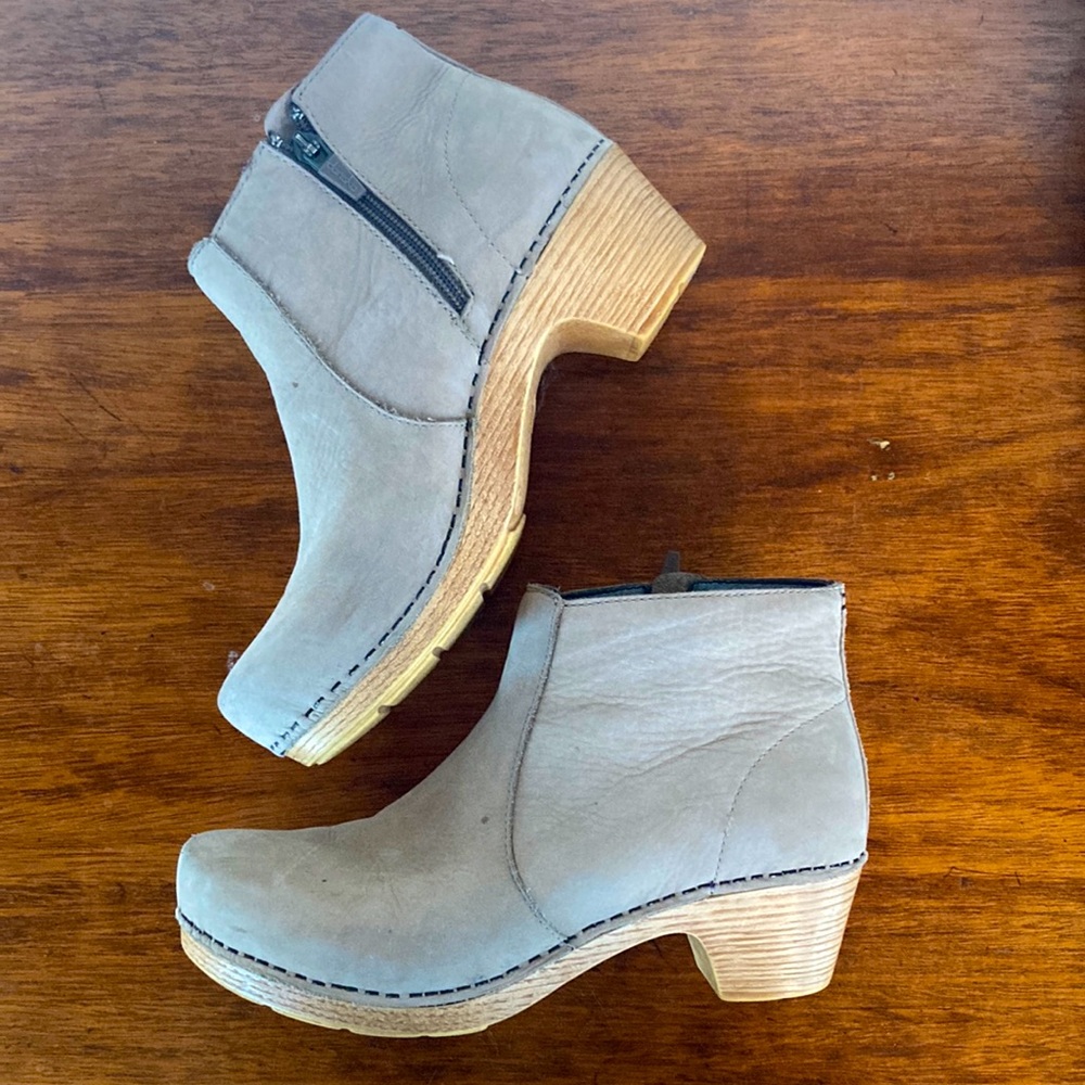 Used Dansko Maria Booties in Stone Suede